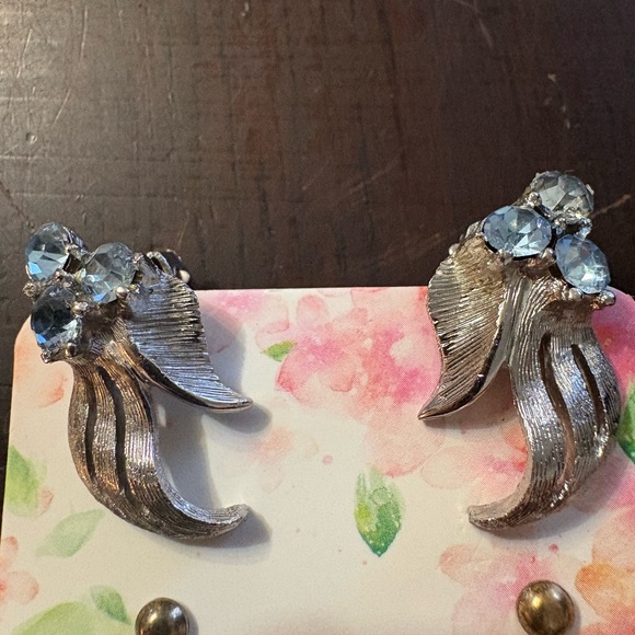 Elegant Silver and Gold Crystal Drop Earrings - Picture 3 of 6